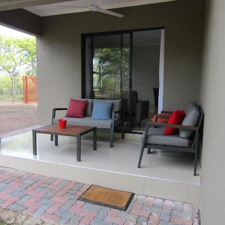Pafuri Gate Guesthouse Mabalingwe Game Reserve Exteriör bild